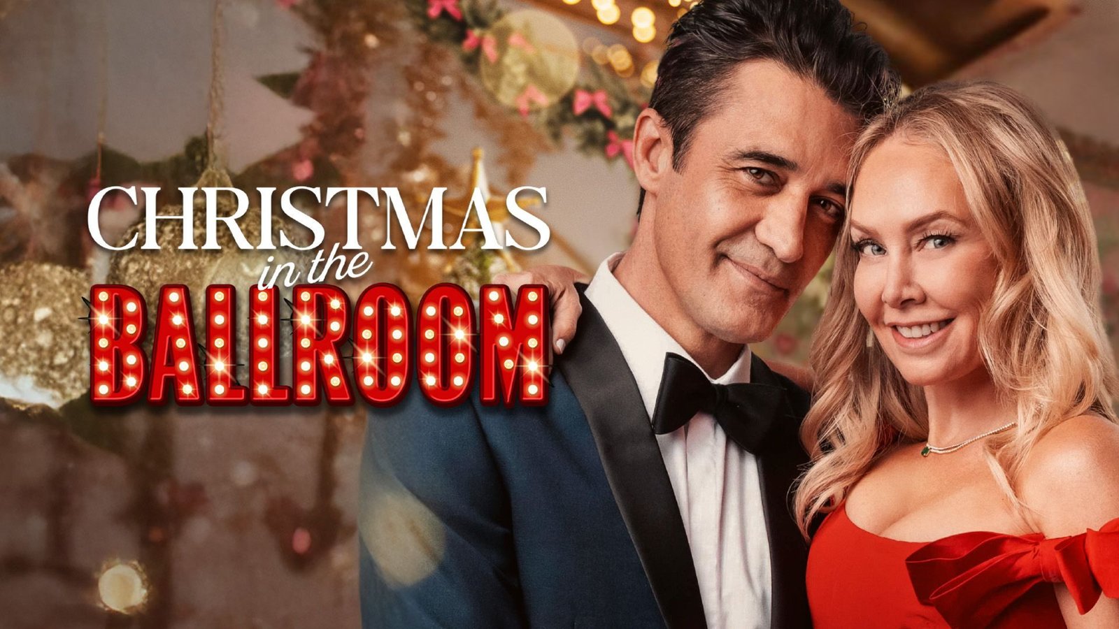 ⁣Christmas in the Ballroom